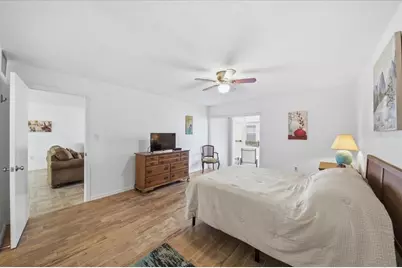 689 Lake Howard Drive NW #1D, Winter Haven, FL 33880 - Photo 9