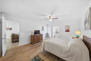 689 Lake Howard Dr NW, Winter Haven, FL 33880 - Photo 9