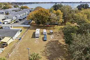 689 Lake Howard Dr NW, Winter Haven, FL 33880 - Photo 35