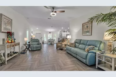 4208 98th Avenue E, Parrish, FL 34219 - Photo 3