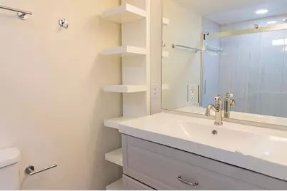 208 Lake Howard Drive NW #104, Winter Haven, FL 33880 - Photo 15