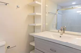 208 Lake Howard Dr NW, Winter Haven, FL 33880 - Photo 15