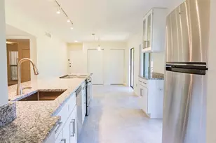 208 Lake Howard Dr NW, Winter Haven, FL 33880 - Photo 11