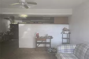 1124 S Wiggins Rd, Plant City, FL 33566 - Photo 7