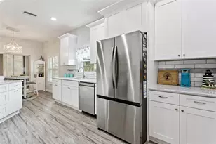 4648 Turnberry Ln, Lake Wales, FL 33859 - Photo 7