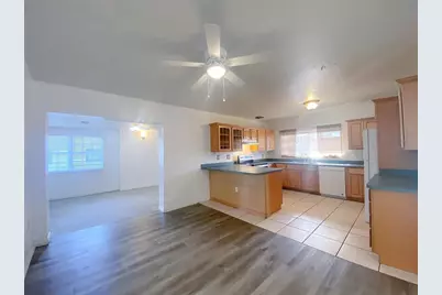 390 16th Street NE, Winter Haven, FL 33881 - Photo 5