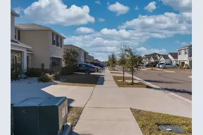 5509 Logan Cave Avenue N, Wimauma, FL 33598 - Photo 5