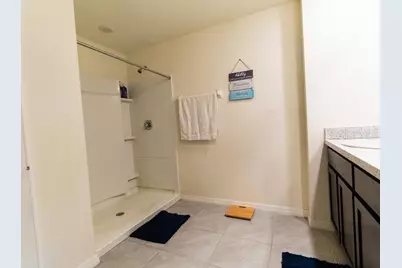 5509 Logan Cave Avenue N, Wimauma, FL 33598 - Photo 21