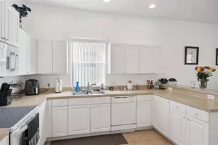 1058 Tuscan Hills Blvd, Davenport, FL 33897 - Photo 9