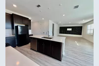 1209 Mattie Pointe Boulevard, Auburndale, FL 33823 - Photo 7