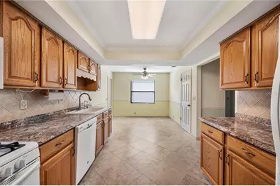 730 Canberra Road, Winter Haven, FL 33884 - Photo 11