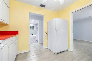 319 Granada Rd, Auburndale, FL 33823 - Photo 15