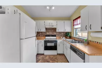 908 Whisper Lake Drive, Winter Haven, FL 33880 - Photo 15