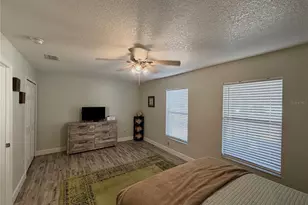 1332 Dew Bloom Rd, Valrico, FL 33594 - Photo 17