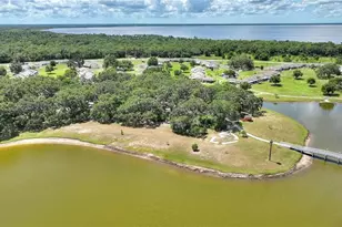 5109 Club Cir, Lakeshore, FL 33854 - Photo 19