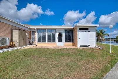 1217 Club Circle, Lakeshore, FL 33854 - Photo 11