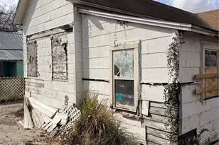 306 SW 1st Ave, Mulberry, FL 33860 - Photo 7