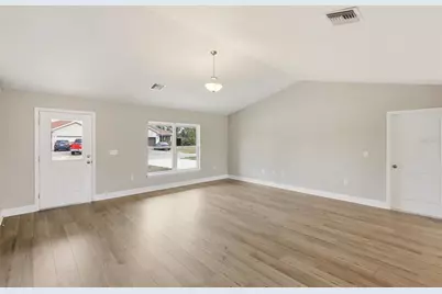 6823 Dickinson Drive, Sebring, FL 33872 - Photo 3