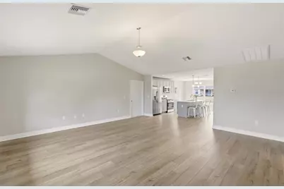 6823 Dickinson Drive, Sebring, FL 33872 - Photo 5