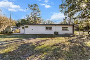 1304 NE 5th Ave, Crystal River, FL 34428 - Photo 17