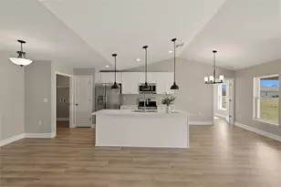 6809 Dickinson Dr, Sebring, FL 33872 - Photo 7