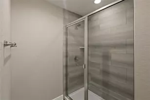 6809 Dickinson Dr, Sebring, FL 33872 - Photo 19