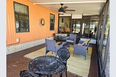 7139 Alamanda Boulevard W, Lake Wales, FL 33898 - Photo 9