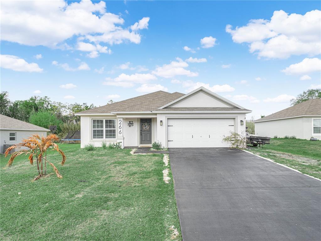 266 S Lake Ave - 266 S Lake Ave, Frostproof, FL 33843 Luxury Property | Jose Angel Pina