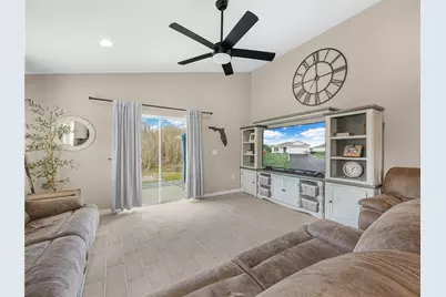 266 S Lake Avenue, Frostproof, FL 33843 - Photo 15