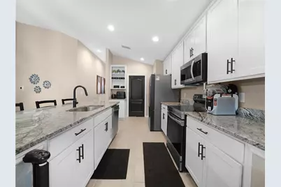 266 S Lake Avenue, Frostproof, FL 33843 - Photo 13