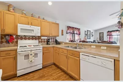 304 Lake Suzanne Drive, Lake Wales, FL 33859 - Photo 7