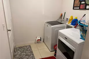 1919 Amber Sweet Cir, Dundee, FL 33838 - Photo 31