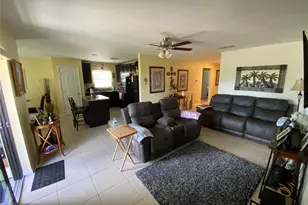 1919 Amber Sweet Cir, Dundee, FL 33838 - Photo 25