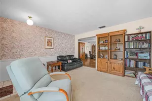 7 Pine Run, Haines City, FL 33844 - Photo 5