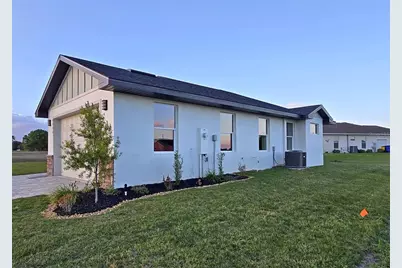 6836 Heavitree Drive, Sebring, FL 33876 - Photo 3