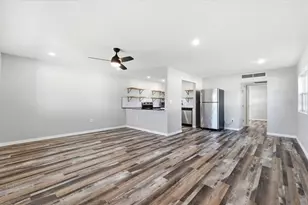 205 Andover Pl N, Sun City Center, FL 33573 - Photo 15