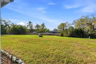 205 Andover Pl N, Sun City Center, FL 33573 - Photo 25