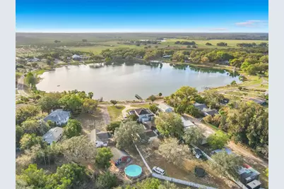 1124 Saint Anne Shrine Road, Lake Wales, FL 33898 - Photo 3