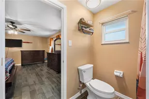 635 Hillside Cir, Lake Alfred, FL 33850 - Photo 17