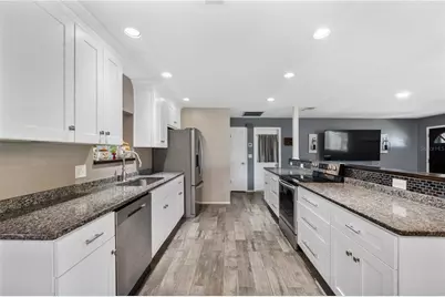 635 Hillside Circle, Lake Alfred, FL 33850 - Photo 11