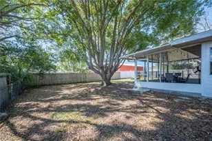 635 Hillside Cir, Lake Alfred, FL 33850 - Photo 27