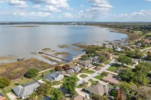 329 Hamilton Shores Dr NE, Winter Haven, FL 33881 - Photo 7