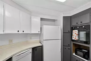 214 Canova Dr, Auburndale, FL 33823 - Photo 27