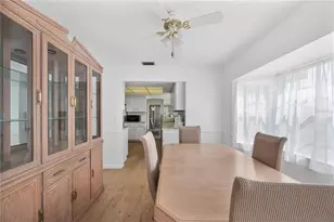 329 Okaloosa Dr, Winter Haven, FL 33884 - Photo 13