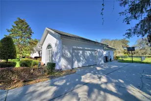 104 Fairway Dr, Haines City, FL 33844 - Photo 3