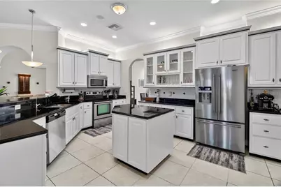 1028 S Lake Mariam Drive, Winter Haven, FL 33884 - Photo 5