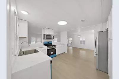 4925 Foxwood Lake Dr, Lakeland, FL 33810 - Photo 9