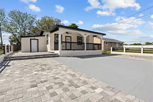 2000 N 19th St, Haines City, FL 33844 - Photo 1