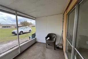 1707 Club Cir, Lakeshore, FL 33854 - Photo 9