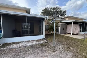 1707 Club Cir, Lakeshore, FL 33854 - Photo 11